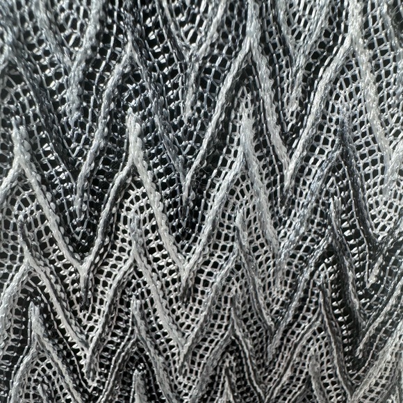 Black & White Mandala Design Dress - L - Picture 7 of 8